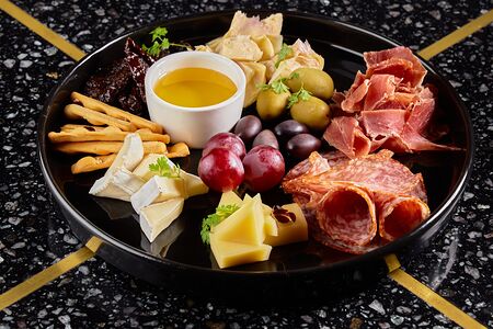 Винное ассорти