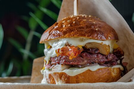 Бургер с грибами