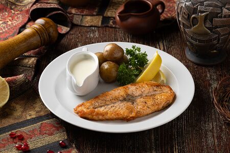 Семга в сливочном соусе