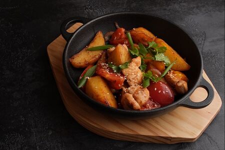 Жаркое с курицей и овощами