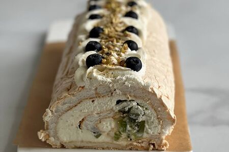 Меренговый рулет