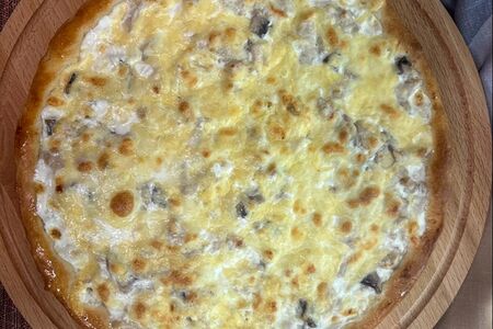 Пицца с жюльеном