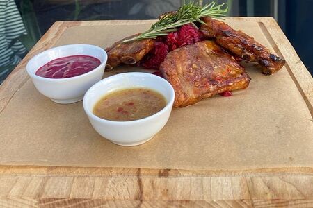 Ребра в горчично-медовом соусе