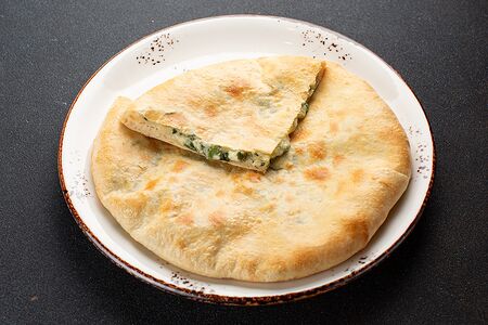 Хачапури со шпинатом и сыром