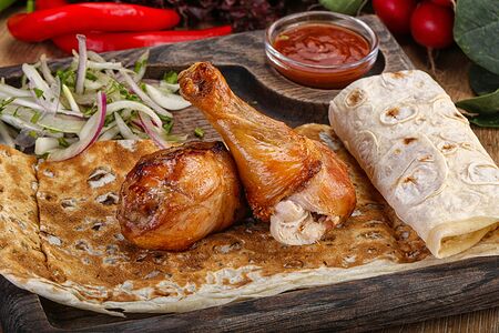 Куриная голень на мангале