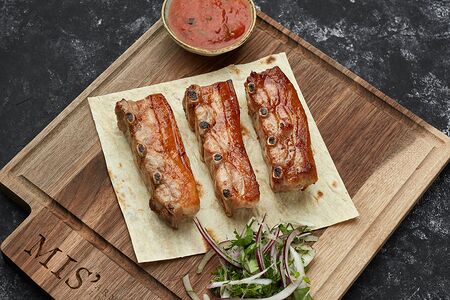 Шашлык из свиных ребрышек