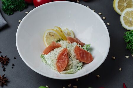 Цезарь с семгой