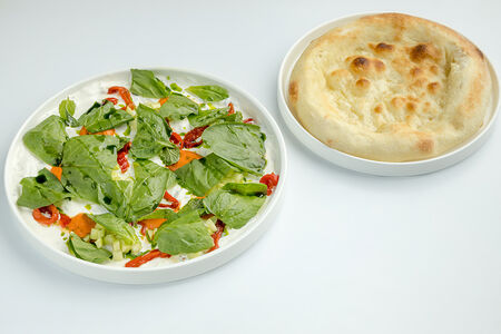 Дзадзыки с мятой и печеным перцем