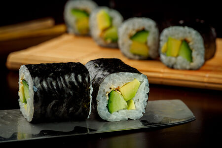 Авокадо-огурец