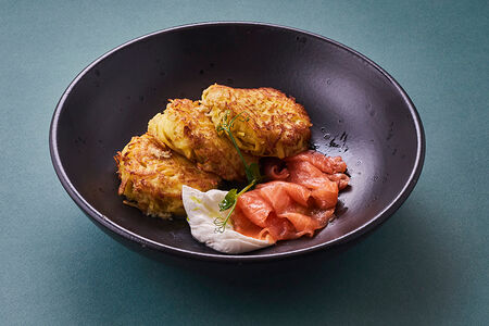 Драники с лососем