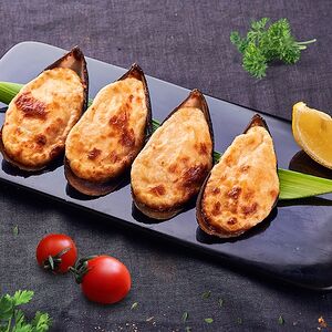 Мидии, запечённые в сырном соусе