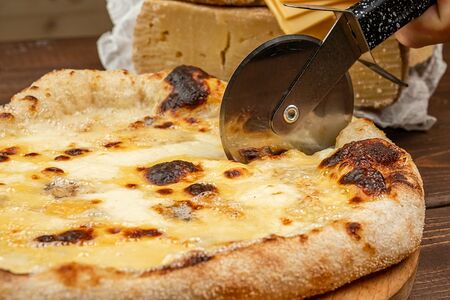 Пицца Четыре Сыра33 см