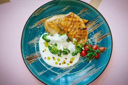 Стейк из филе цыпленка