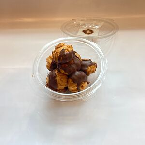 Профитроли со сливочным кремом