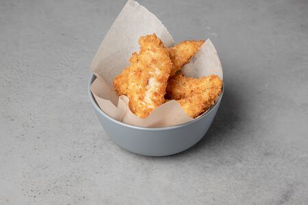 Стрипсы куриные