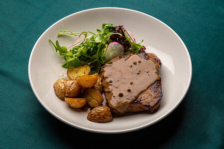 Томленая свиная шейка