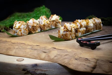 Запечённый ролл с курицей