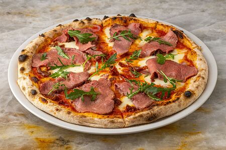 Пицца Ростбиф и рукола