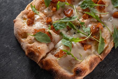 Фламбированная груша с дорблю