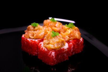 Ролл Лосось тартар