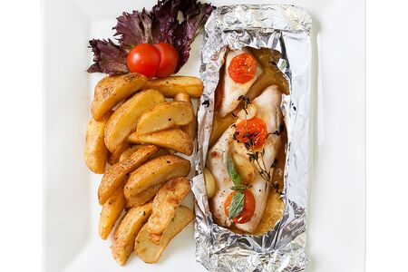 Филе судака с соусом в фольге