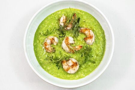 Ризотто с песто и креветками