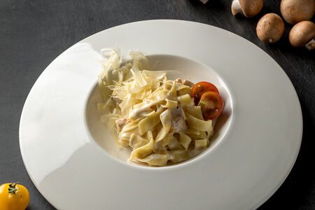 С курицей и грибами