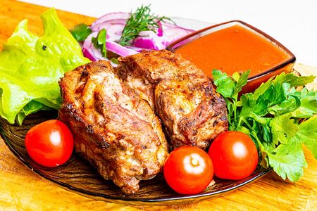 Шашлык из мясистых и сочных свиных ребрышек