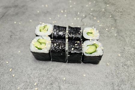 Ролл с огурцом