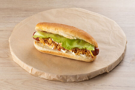 Спайс-дог с сосиской