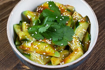 Салат Огурцы кимчи