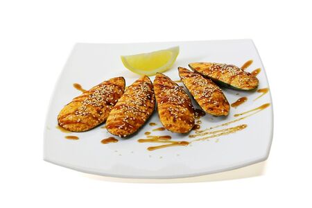 Мидии пикантные