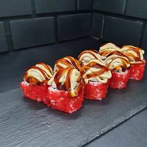 Ролл Бешеный лосось острый