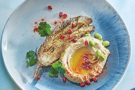 Хумус с печеным баклажаном