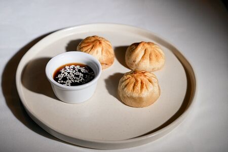 Жареные бао с говядиной