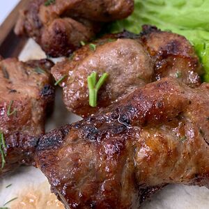 Шашлык из cвинoй шеи