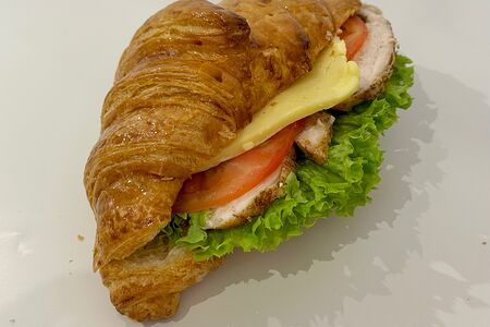 Круассан Цезарь