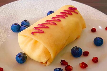 Блинчик Черника в сливочно-творожном креме