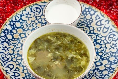 Щавелевый суп с телятиной