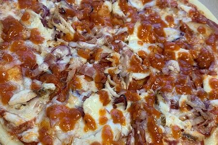 С беконом и цыпленком