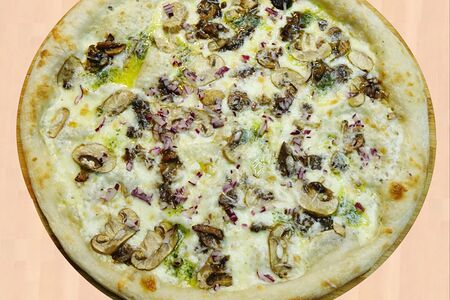 Пицца грибная