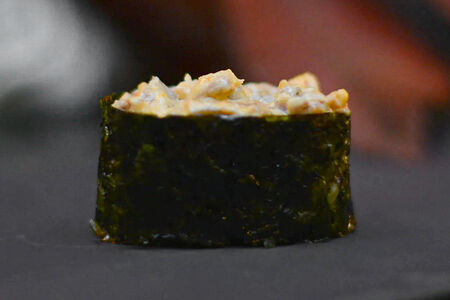 Спайси суши Речной угорь Унаги