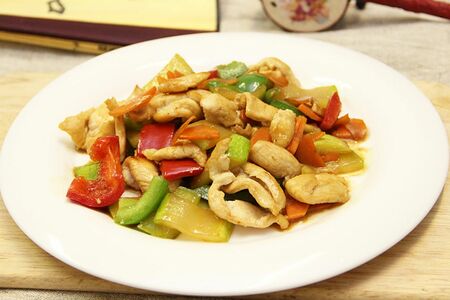 Курица с кабачком