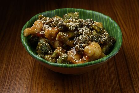 Брокколи и цветная капуста в Кисло-сладком соусе