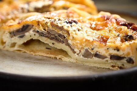 Тарт сытный Шампиньоны и сыр