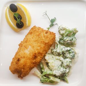 Судак и брокколи в сливках