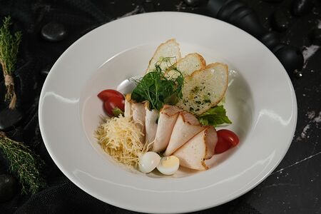 Цезарь с курицей