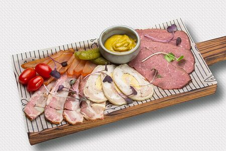 Мясная нарезка