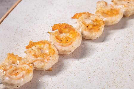 Креветки на мангале