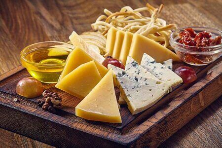 Ассорти классических сыров